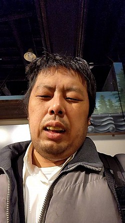 マサヒロ。嫌そうな顔。